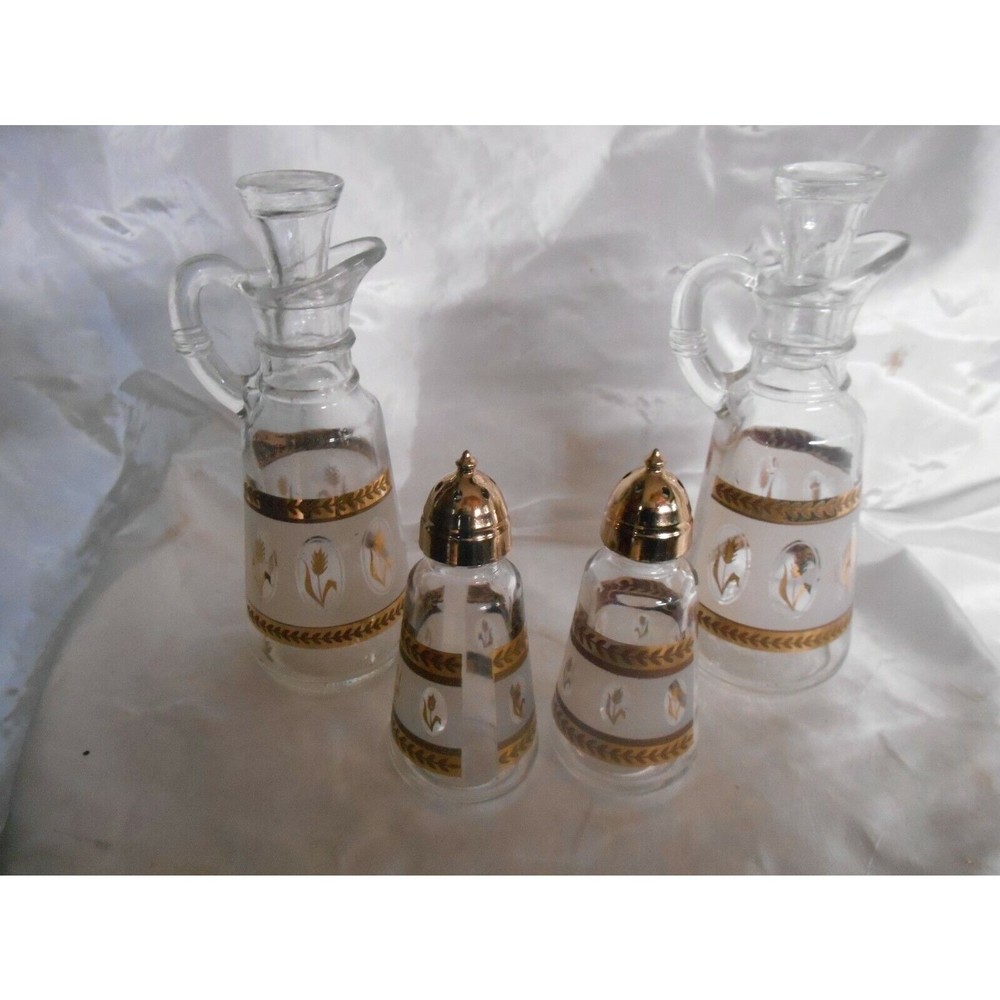 Vintage Anchor Hocking Gold Wheat Pattern Cruet Set with Salt and Pepper